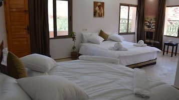 Family Quadruple Room | In-room safe, soundproofing, iron/ironing board, free cots/infant beds
