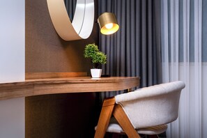 Superior Room, 1 Double Bed, Non Smoking | Living area | 32-inch Smart TV with satellite channels, TV, heated floors - Best Western Premier Hidden Hills Hotel (Arnavutköy)