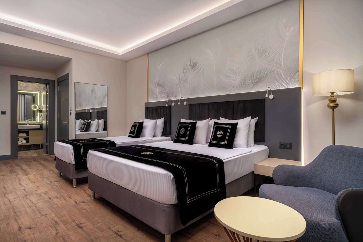 Superior kamer, meerdere bedden, niet-roken | Lakens van Egyptisch katoen, luxe beddengoed, Select Comfort-bedden