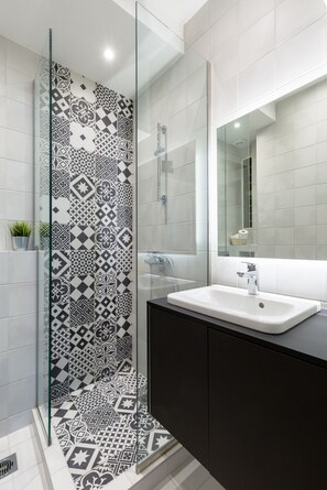 Apartment, 1 Bedroom (Acropolis Heart in Plaka) | Bathroom