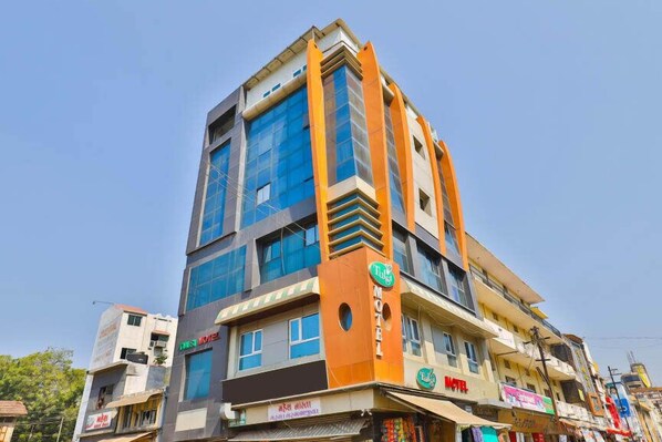 Front of property - Tulsi Hotel (Nadiad)