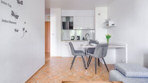Apartament (A25) | Matservice på rummet