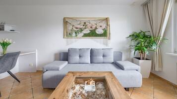Apartament (A25) | Opholdsområde | Fladskærms-tv