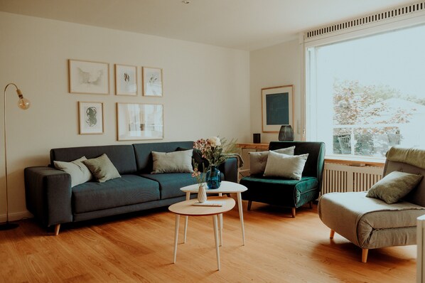 Luksusleilighet (71 sqm, incl. 75 EUR cleaning fee) | Barnesenger (inkludert), wi-fi (inkludert) og sengetøy