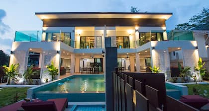The Elegance Pool Villas