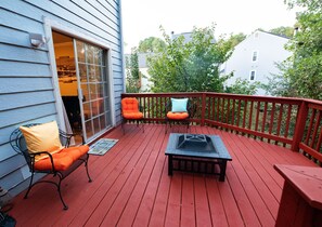 Terrace/patio - Atlanta Metro Entire 2 Bedroom Home (Norcross)