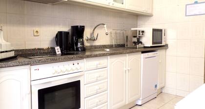 Cavadas Courtyard Apartment - 3 Rooms