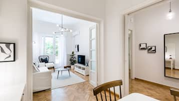 Appartement (Charming) | Coin séjour | TV connectée, Netflix, services de streaming