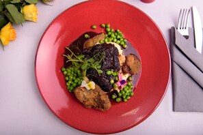 Dining - Tailor Hotel Sport & Conference (Morag)