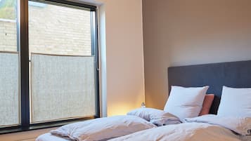 City Apartment | 1 bedroom, down comforters, desk, blackout drapes