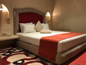 18 bedrooms, in-room safe, iron/ironing board, WiFi - Authentic Riad Berber Palace 10 minutes from the Medina of Marrakech (Marrakech)