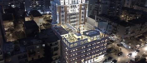 Fasade – kveld/natt