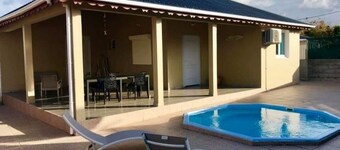 Palm paradise SEASONAL RENTAL