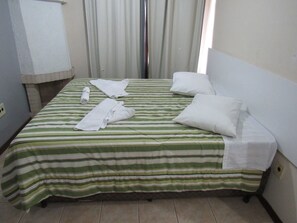 Wifi gratis y ropa de cama