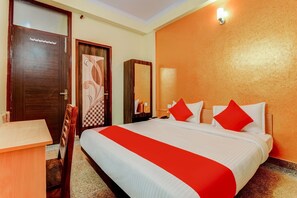 Room - OYO Flagship 41452 Qutub Vihar (New Delhi)