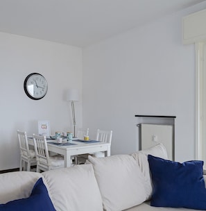 Apartment, 3 Bedrooms | Living room | Flat-screen TV - Casa Bianca a Bogliasco by Wonderful Italy (Bogliasco)