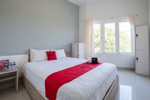 Double Room | Desk, free WiFi - RedDoorz @ Pecatu Ungasan (Ungasan)