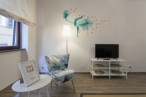 Living room - XXV Aprile by Wonderful Italy (Genoa)