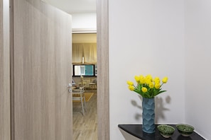 Apartament, 2 dormitoris (Basilico) | Cuina privada | Frigorífic gran, forn, placa de cuina i rentaplats