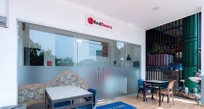 RedDoorz near Hang Nadim Batam Airport