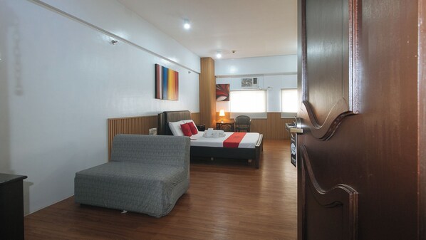 豪華客房 | 書桌、免費 Wi-Fi