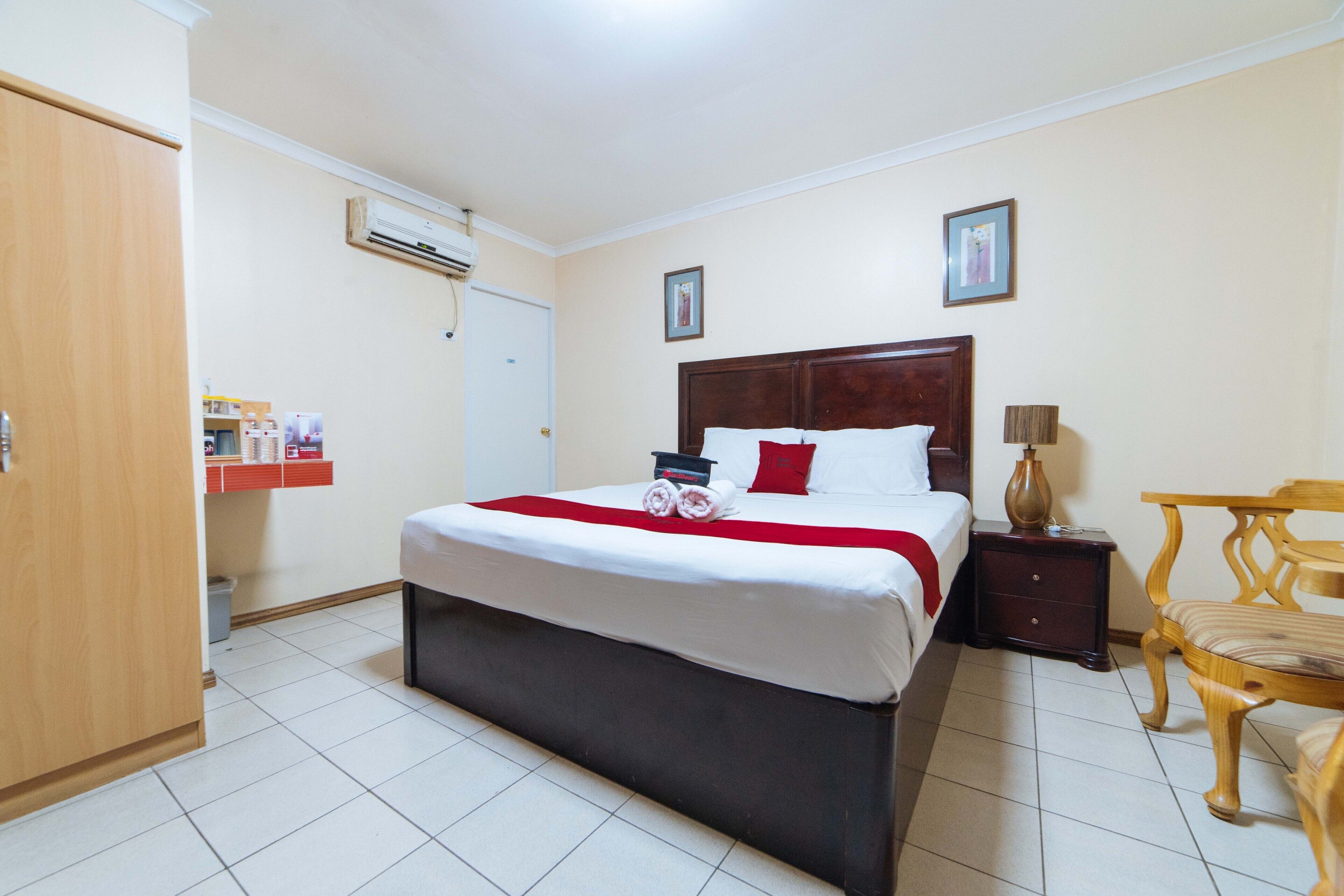 Photo - RedDoorz @ Clarkview 21st Street Angeles City