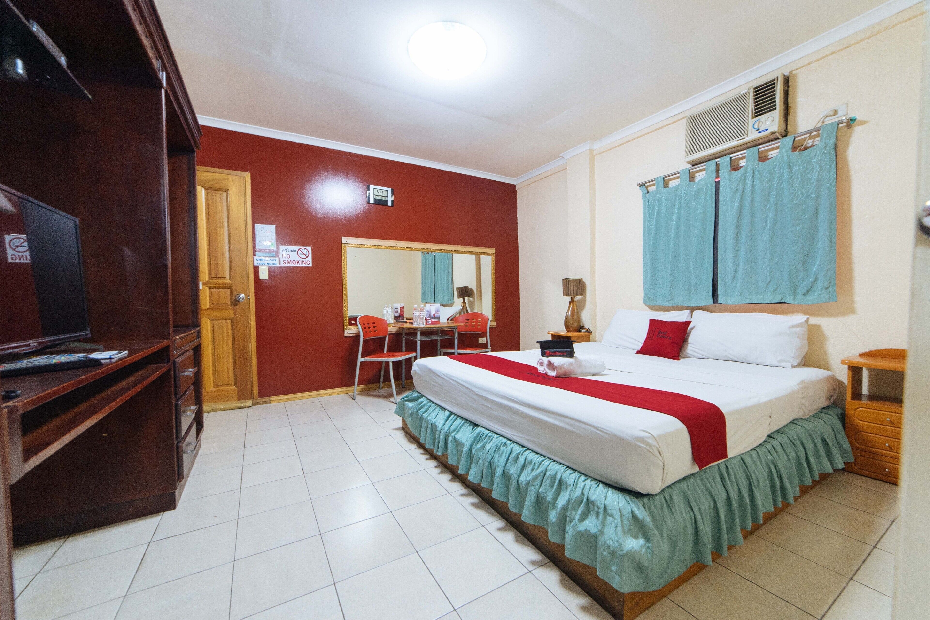 Photo - RedDoorz @ Clarkview 21st Street Angeles City