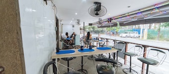 RedDoorz @ Clarkview 21st Street Angeles City