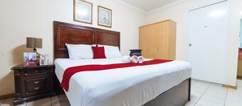 RedDoorz @ Clarkview 21st Street Angeles City