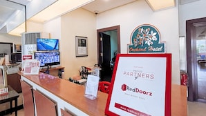Unclassified image, 2 of 37, button - RedDoorz near Robinsons Cybergate Davao 2 (Davao)