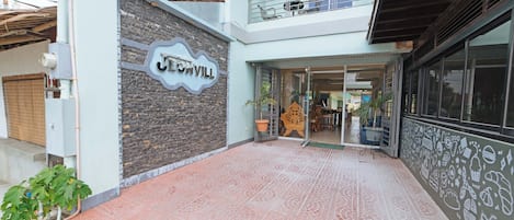 Entrada de la propiedad