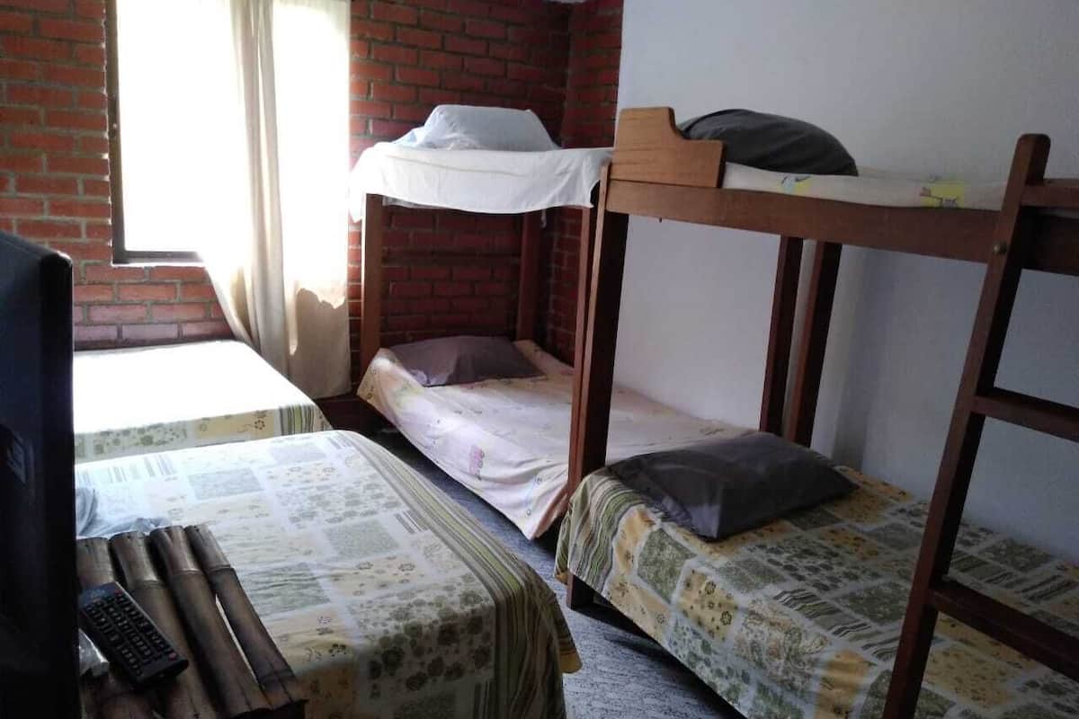 Free WiFi, bed sheets