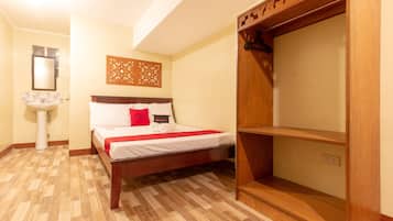 Desk, free WiFi, bed sheets