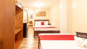 Habitación doble | Escritorio, wifi gratis y ropa de cama