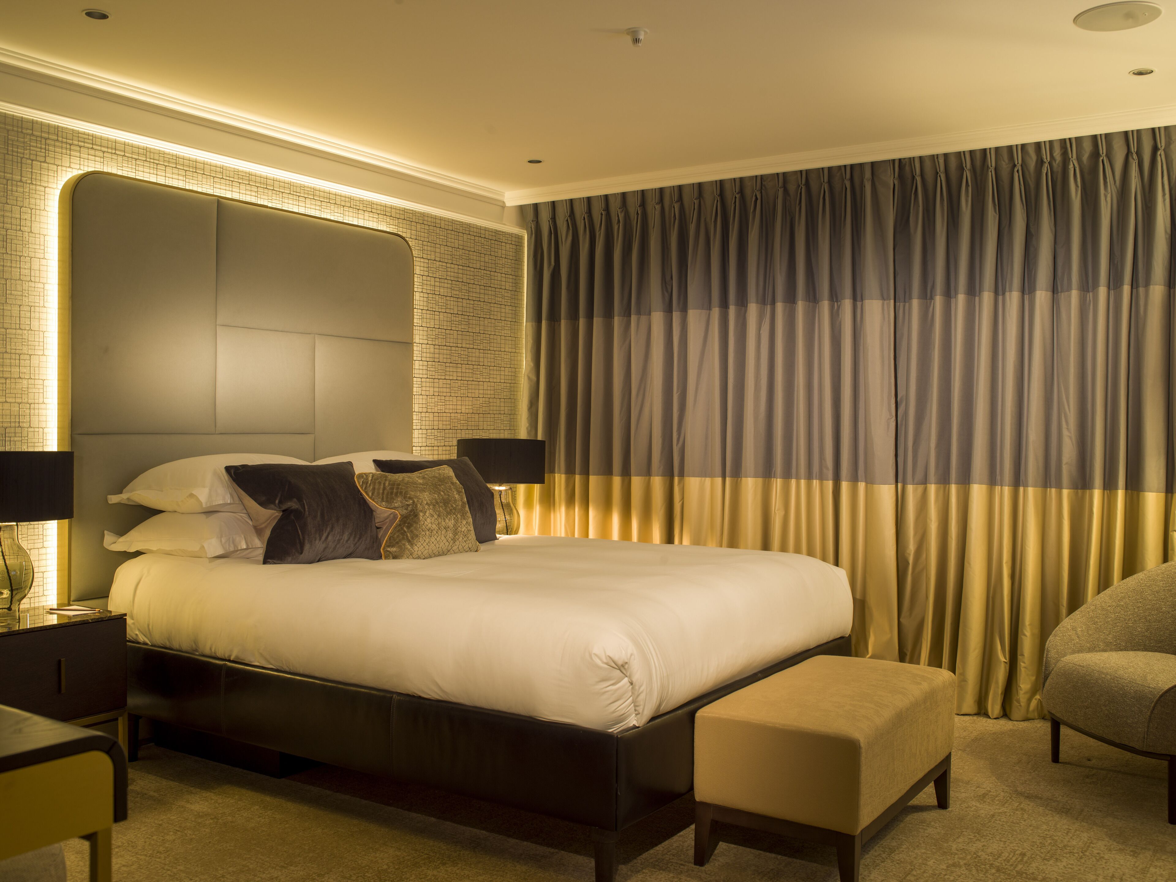 Photo - The Guardsman Hotel and Residences