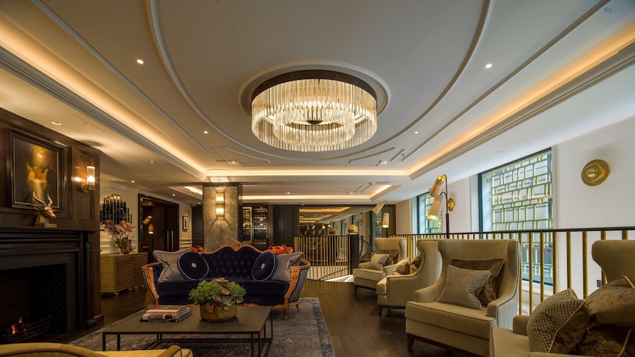 The Guardsman Hotel and Residences