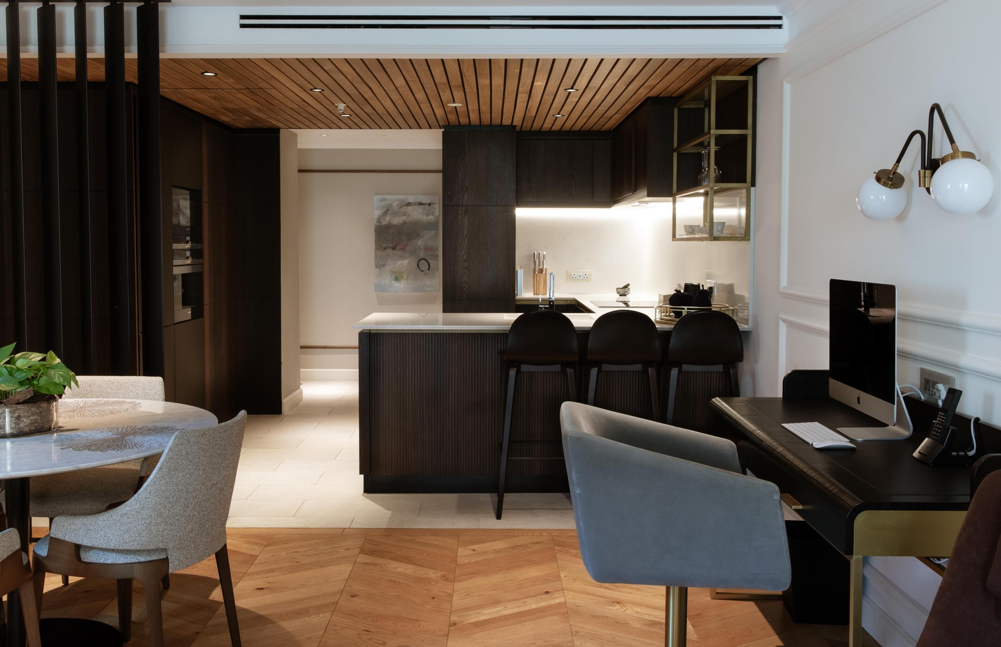 Photo - The Guardsman Hotel and Residences
