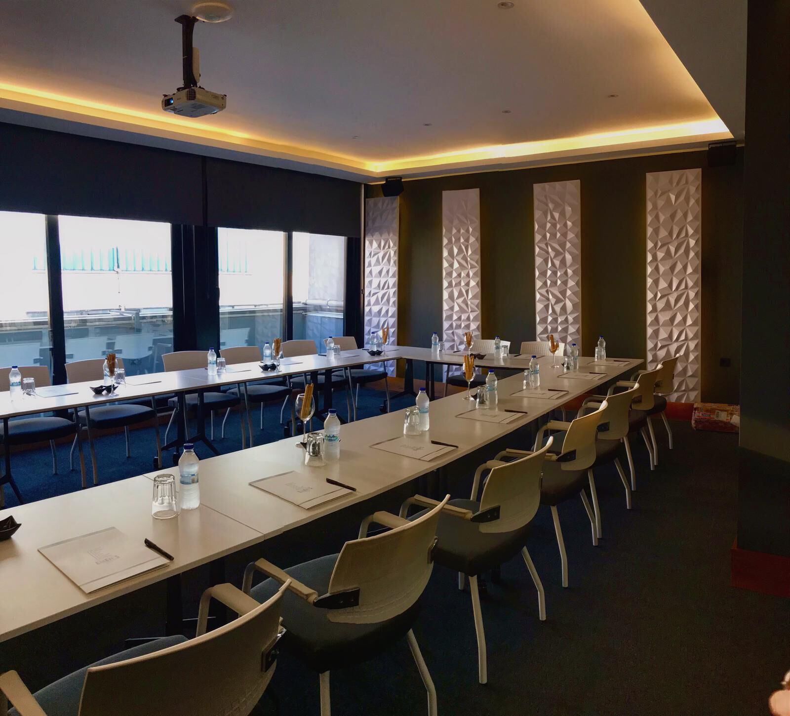 Photo - Emens Hotel