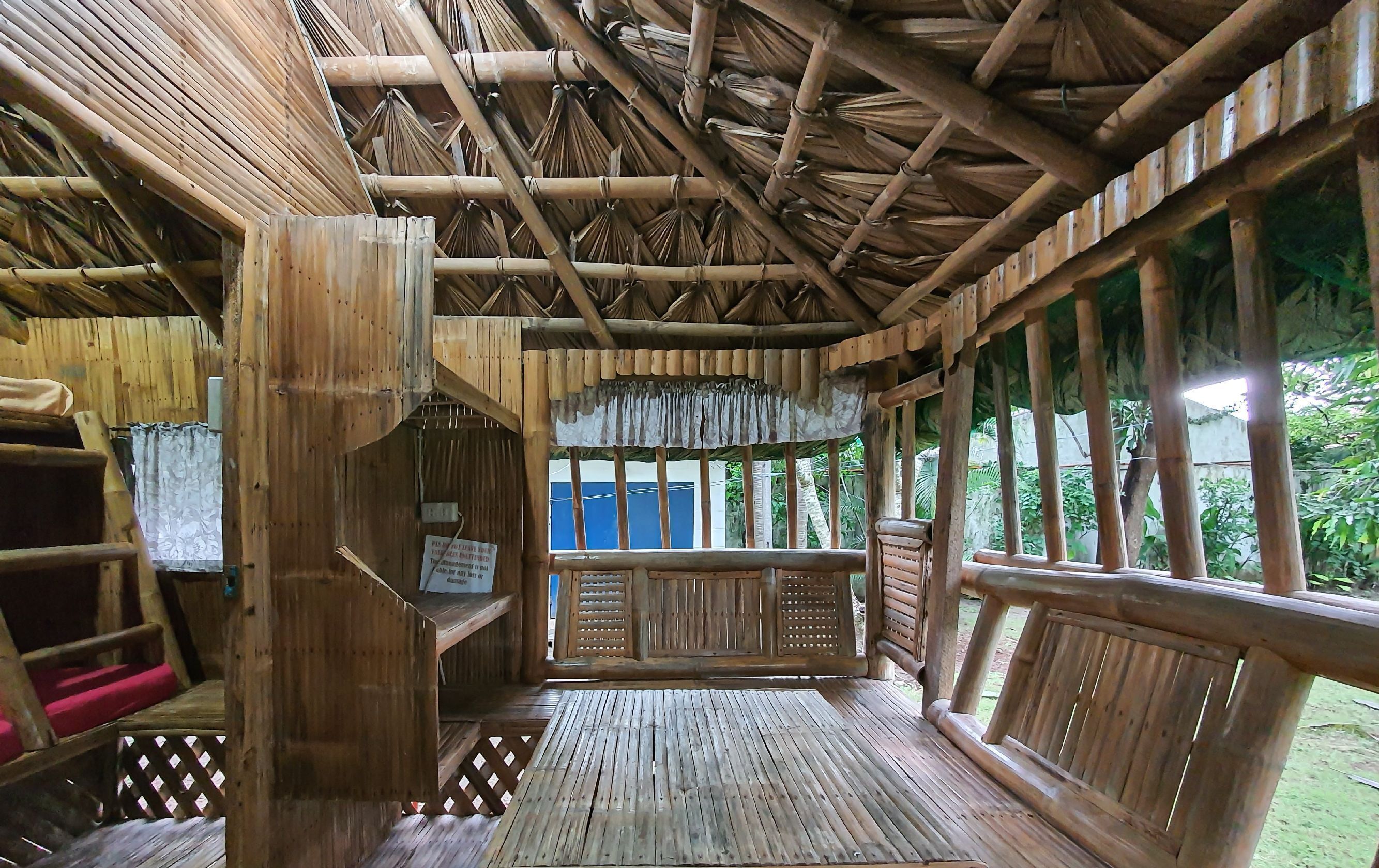 Basic Fan Room | Rollaway beds, bed sheets