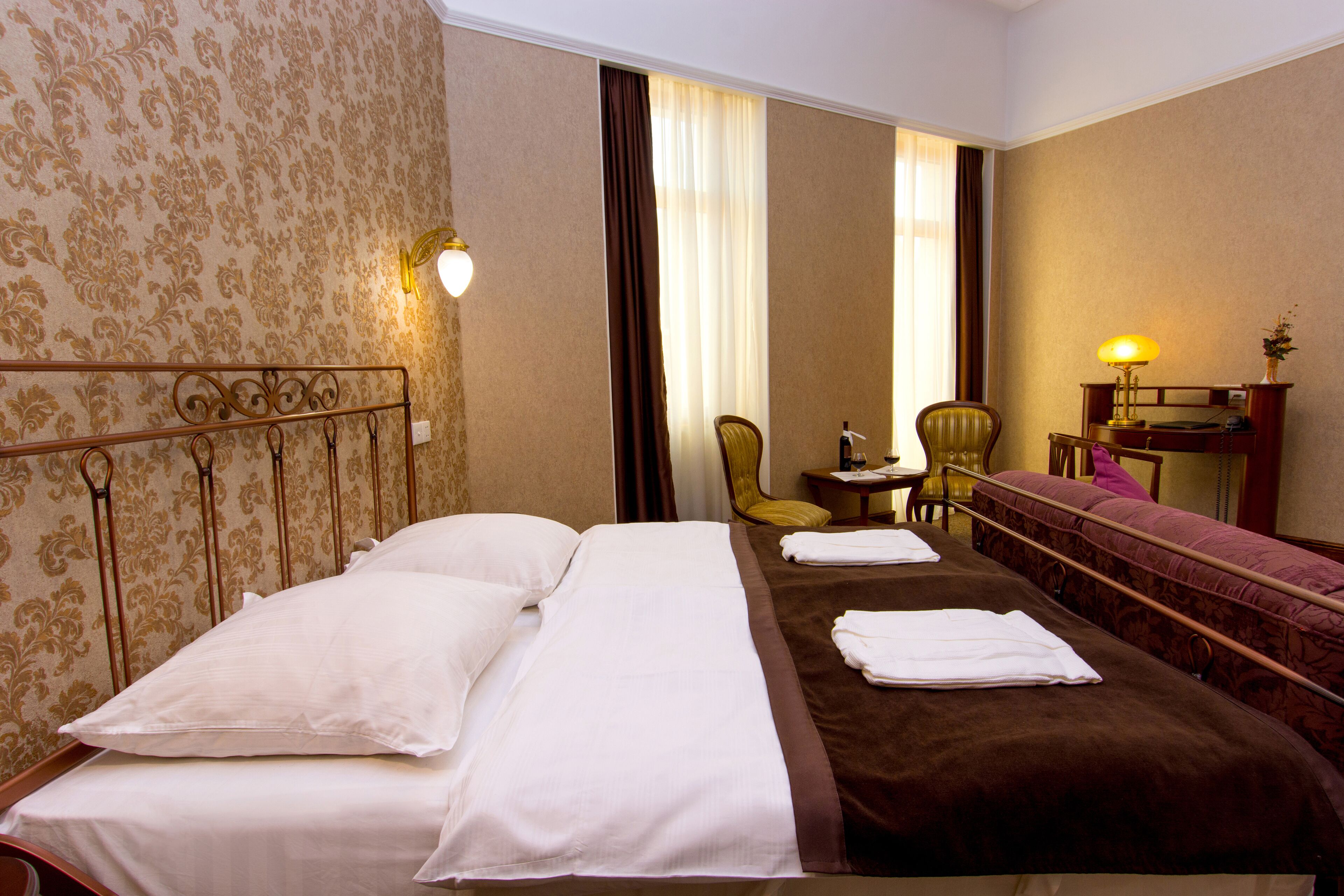 comfort double room | minibar, in-room safe, desk, blackout curtains