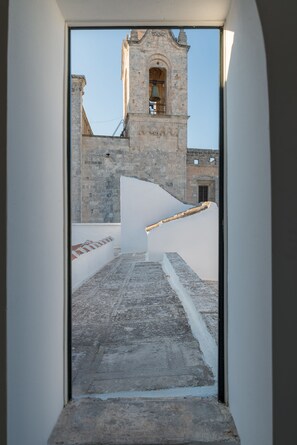 บริเวณประตูทางเข้า