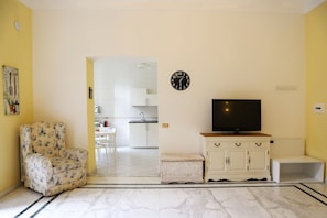 Pientalo, 1 makuuhuone (Re Vittorio Emanuele Luxury Apartment) | Oleskelualue | Taulutelevisio