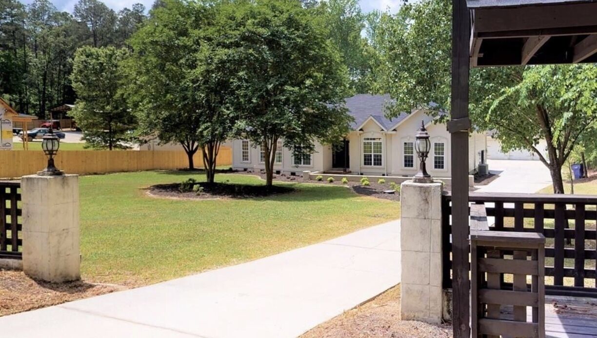 Private home master rental