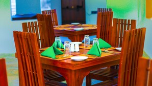 Restaurant - Neem Heaven Cottages (Thissamaharama)