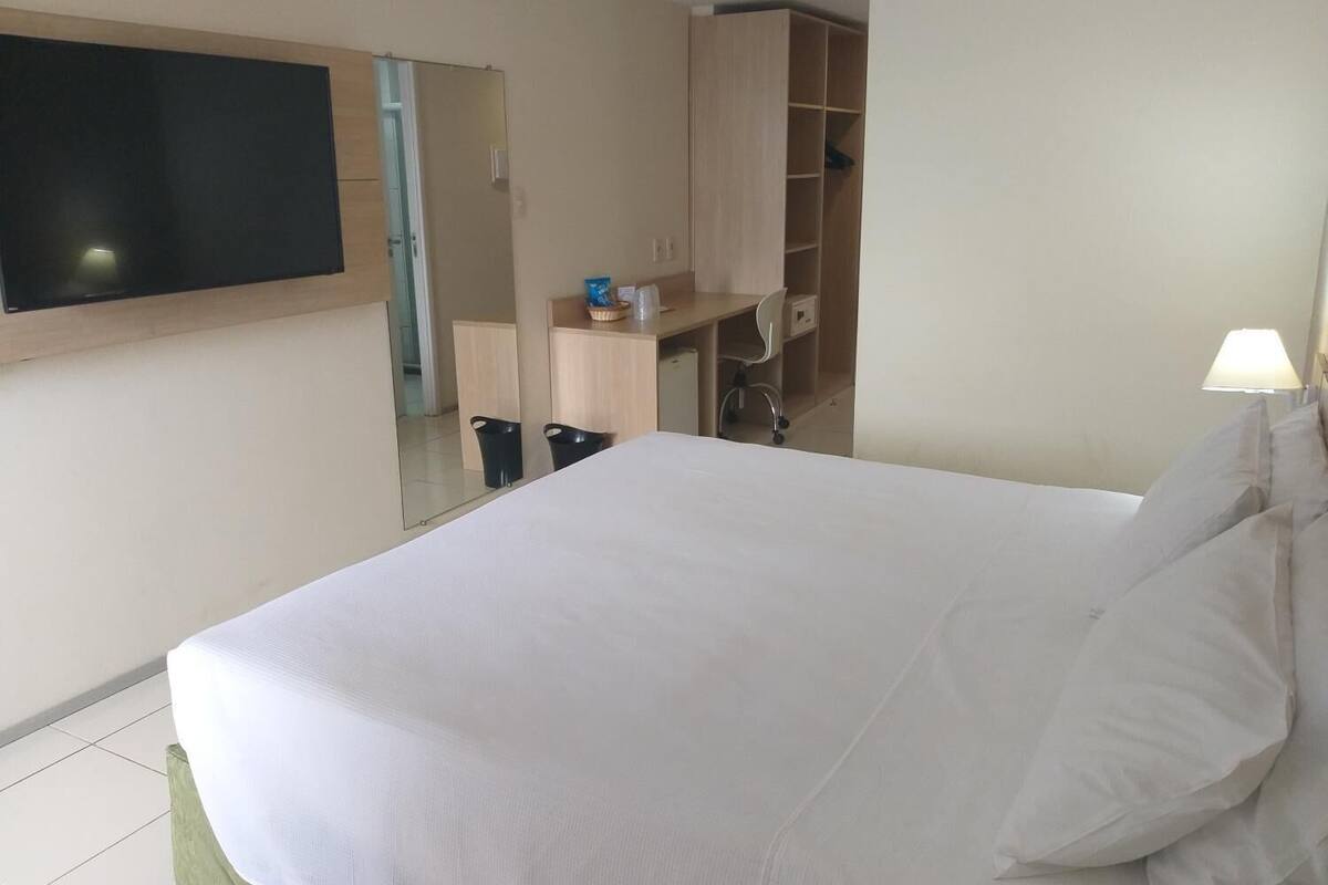 1 bedroom, minibar, in-room safe, laptop workspace