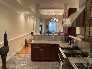 Fridge, microwave, oven, stovetop - Eighteen Ninety Five @Bloomingdale, NW (9 blocks from Union Station on RED LINE (Washington)