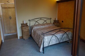 1 dormitorio, escritorio, sistema de insonorización y wifi