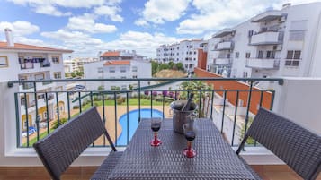 Apartamento, 2 habitaciones, balcón | Balcón