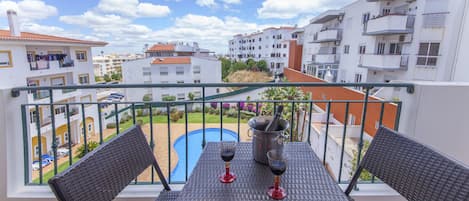 Apartment, 2 Bedrooms, Balcony | Balcony