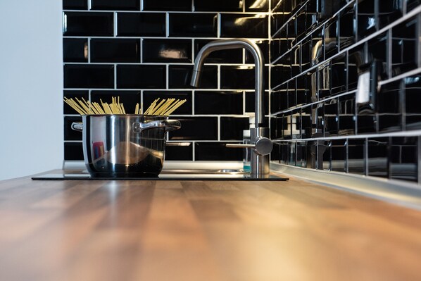 Studiosuite, Balkon (Green) | Eigene Küche